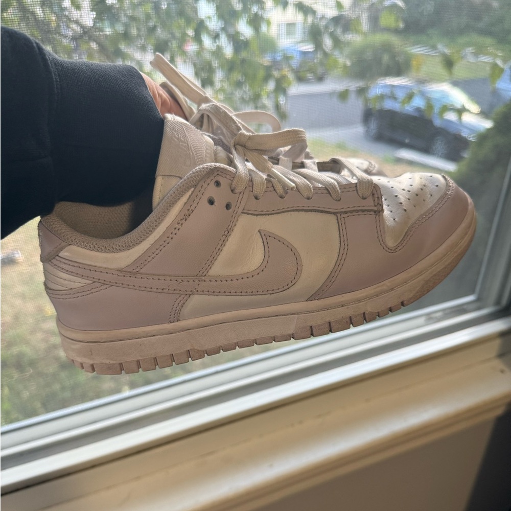 Women’s size 7 Nike Dunk low in the color Venice (light pink/grey)
